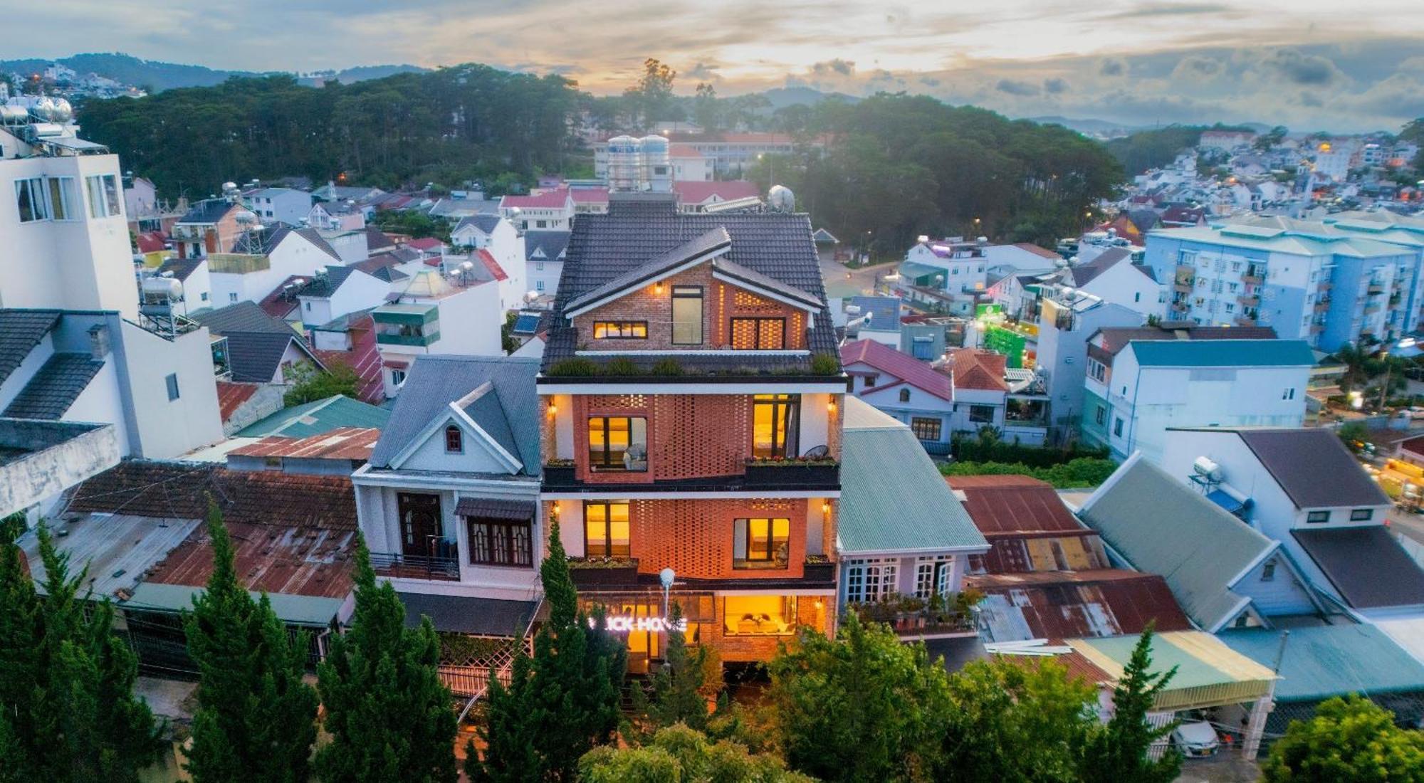 The Brick Home Dalat Exterior photo